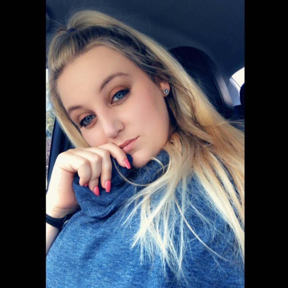 Meet your Posher, Kaitlyn